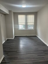 2416 W Franklin St in Baltimore, MD - Building Photo - Building Photo