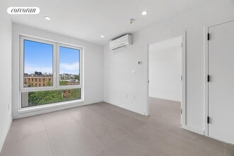 2321 Belmont Ave in Bronx, NY - Building Photo - Building Photo