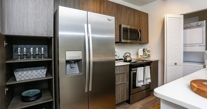 Oasis at Shingle Creek in Kissimmee, FL - Building Photo - Building Photo