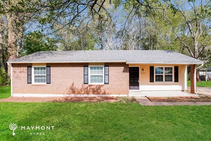 4025 Oak Ridge Dr in Winston-Salem, NC - Building Photo