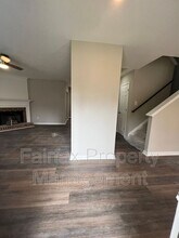 201 Ridge Lake Dr in Apex, NC - Building Photo - Building Photo