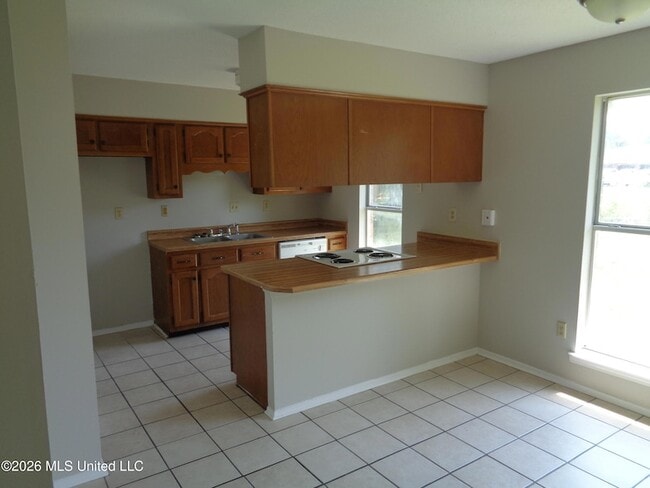 6120 Somerset Dr in Horn Lake, MS - Building Photo - Building Photo