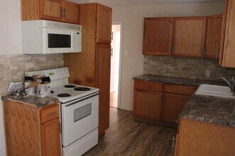 1109 Parkway Dr in Garland, TX - Building Photo - Building Photo