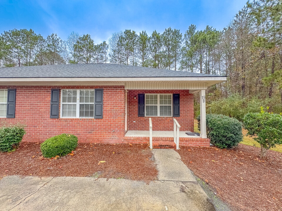 19b Pate Pl in Statesboro, GA - Building Photo