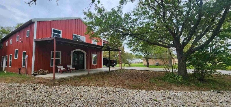 6835 Purvis Ln in Baytown, TX - Foto de edificio