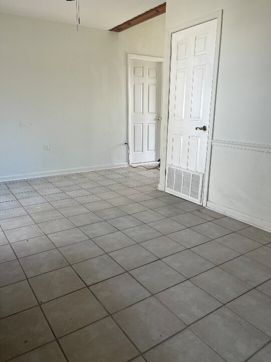 3125-3144 44th St in Metairie, LA - Building Photo