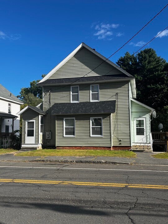 84 W Main St, Unit Apt. A in Ware, MA - Building Photo