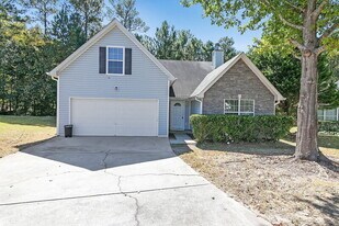 2520 Thunder Basin Way in Douglasville, GA - Building Photo