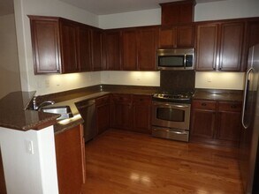 3056 Parkham Dr in Roseville, CA - Building Photo - Building Photo