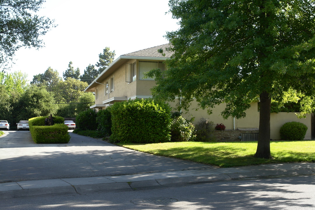 312 Waverley St in Menlo Park, CA - Building Photo