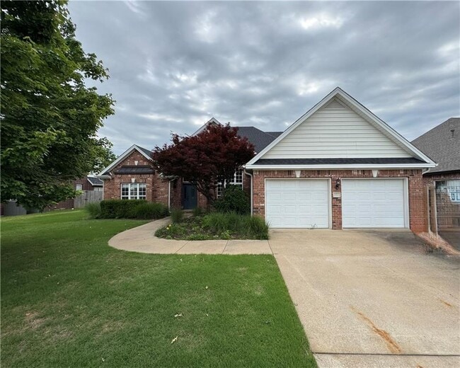 property at 407 Lyndal Ln