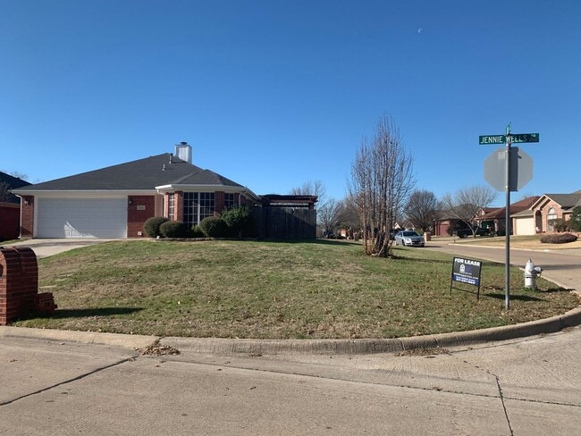 2705 Jennie Wells Dr