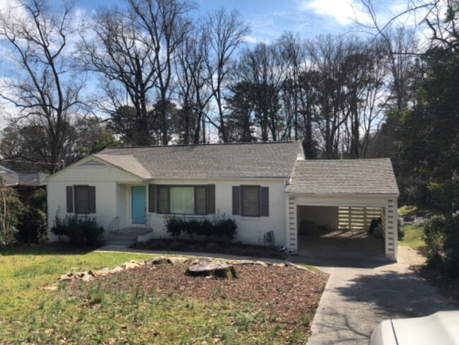 property at 1189 Clearview Dr NE