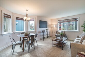 1616 Summit Ave in Seattle, WA - Building Photo - Building Photo