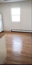 3201 Peterkin Ave in Anchorage, AK - Building Photo - Building Photo