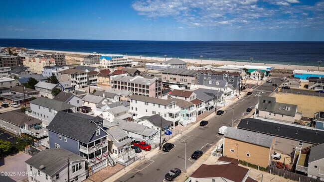 46 Kearney Ave in Seaside Heights, NJ - Building Photo - Building Photo