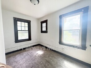 800 N 6th St in Clairton, PA - Building Photo - Building Photo