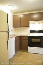 19465 NW Mahama Pl-Unit -#B in Portland, OR - Building Photo - Building Photo
