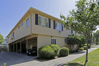 1626 27th St in Sacramento, CA - Foto de edificio - Building Photo