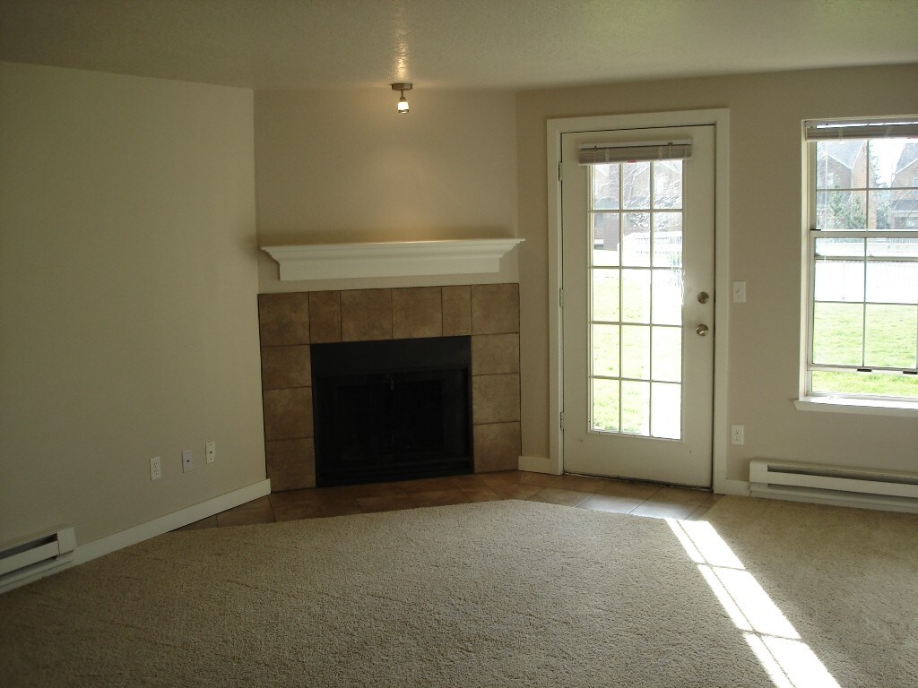 Brightwaters at Redhawk Apartments in Tigard, OR