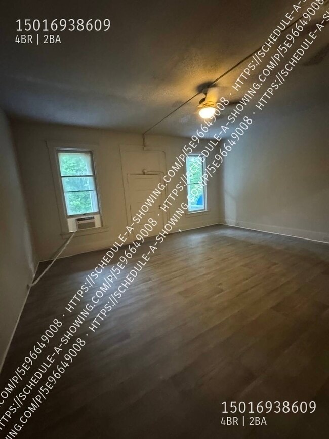 106 Breeze St in Hot Springs, AR - Building Photo - Building Photo