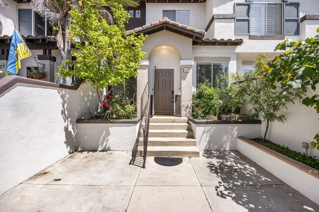 12825 Ternberry Ct in Tustin, CA - Building Photo - Building Photo