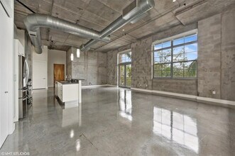 434 NW 1st Ave in Fort Lauderdale, FL - Building Photo - Building Photo