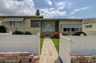 1958 Dawson Ave in Signal Hill, CA - Building Photo