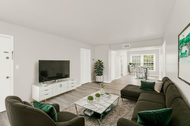 Ridgecrest in Verona, VA - Foto de edificio - Building Photo