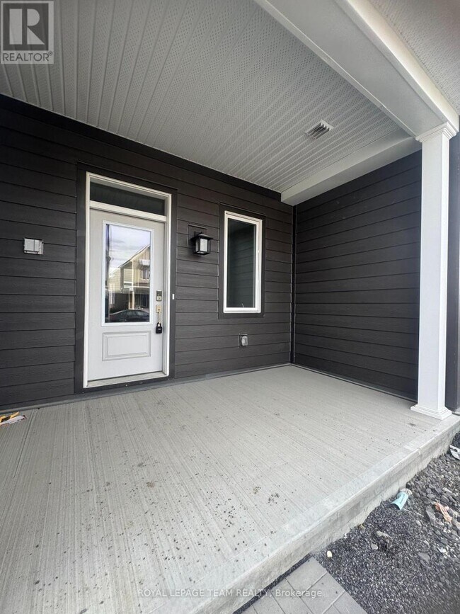 958 Seagrave Ln in Ottawa, ON - Building Photo - Building Photo