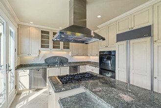 3439 Sacramento St in San Francisco, CA - Building Photo - Building Photo