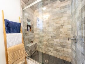 466 Monmouth St in Jersey City, NJ - Building Photo - Building Photo