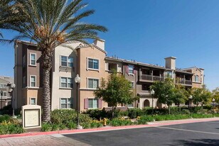 The Vistas of West Hills in Valencia, CA - Building Photo