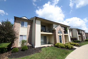 Walnut Manor Apartments in Muncie, IN - Building Photo - Building Photo