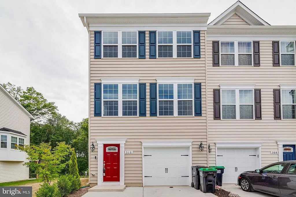 310 Tree Line Dr in Fredericksburg, VA - Building Photo