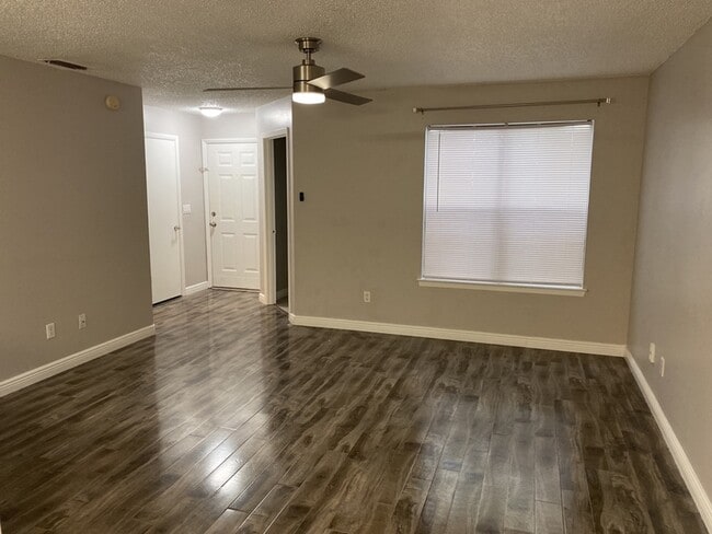 2584 Grassy Point Dr in Lake Mary, FL - Building Photo - Building Photo