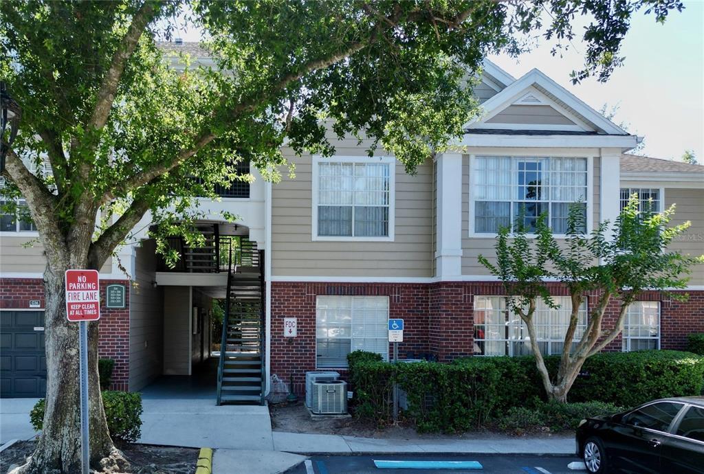 13025 Mulberry Park Dr in Orlando, FL - Building Photo