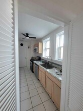 1413 Dobson St in Evanston, IL - Building Photo - Building Photo