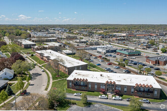 Garden Pool Apartments in West Allis, WI - Building Photo - Building Photo