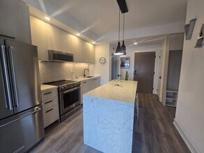 30 Mutual St, Unit SI ID1250536P in Toronto, ON - Building Photo - Building Photo