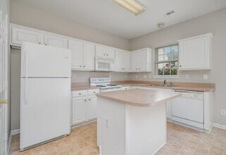 1231 Joannas Ct in Charlotte, NC - Building Photo - Building Photo