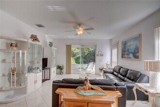 6789 SE Warwick Ln in Stuart, FL - Building Photo - Building Photo