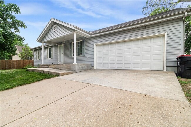 property at 1610 Essex Dr