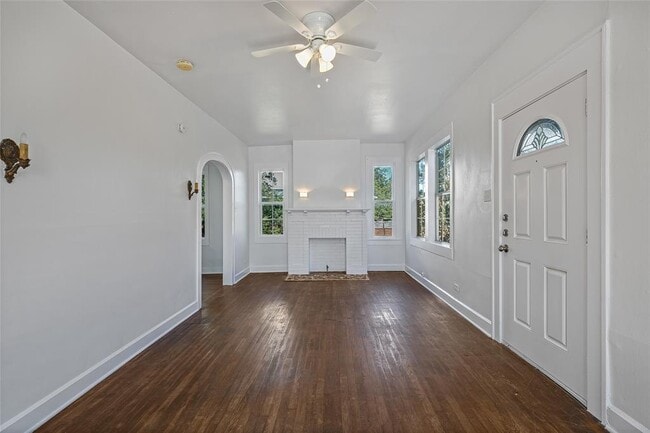 4414 Red River St in Austin, TX - Building Photo - Building Photo