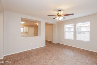 8116 E Onza Ave in Mesa, AZ - Building Photo - Building Photo