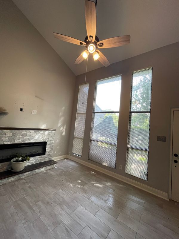 3741 Sunrise Dr in La Porte, TX - Building Photo - Building Photo