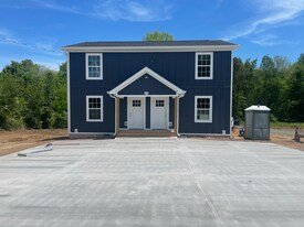 3316 Chattanooga Rd in Tunnel Hill, GA - Building Photo