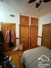 33 E Division St in Chicago, IL - Building Photo - Building Photo