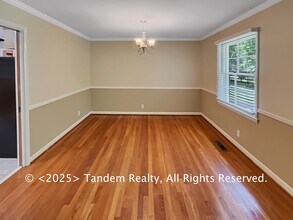 1950 Otter Creek Rd in Nashville, TN - Building Photo - Building Photo