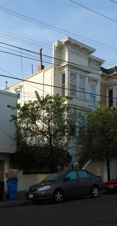 239-241 Duncan St in San Francisco, CA - Building Photo